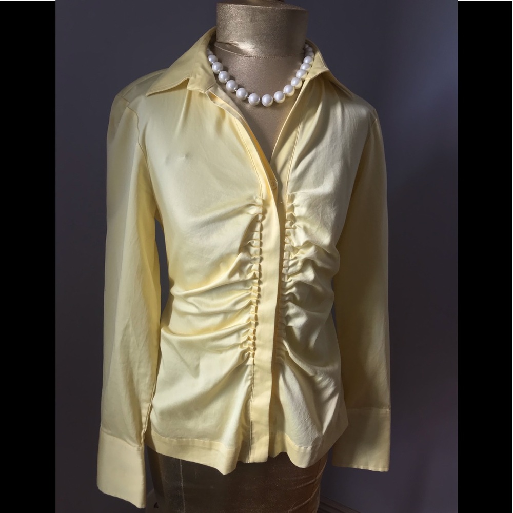 🔥Antonio Melani Yellow Button Ruffle Blouse